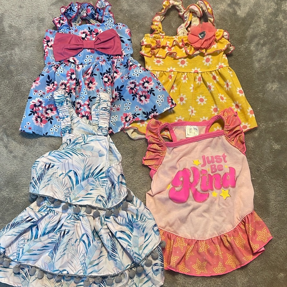 Dog dresses Size M